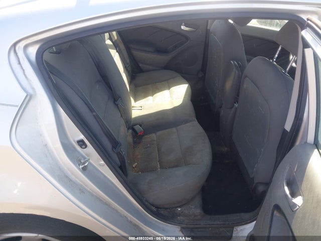 KIA FORTE LX 2017 3KPFK4A70HE046079 Image 8