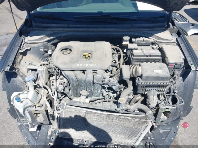 Hyundai ELANTRA SE 2018 5NPD74LF9JH396552 Image 10