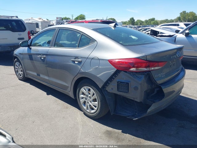 Hyundai ELANTRA SE 2018 5NPD74LF9JH396552 Image 3