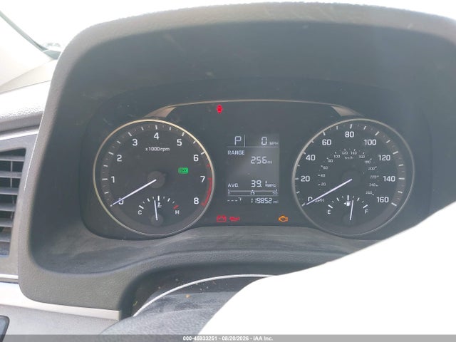 5NPD74LF9JH396552 Hyundai ELANTRA SE