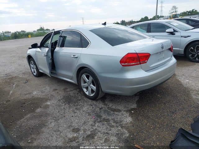 Продаж на аукціоні авто 2014 Volkswagen Passat 1.8t Se, vin: 1VWBS7A31EC115097, номер лоту: 45933263