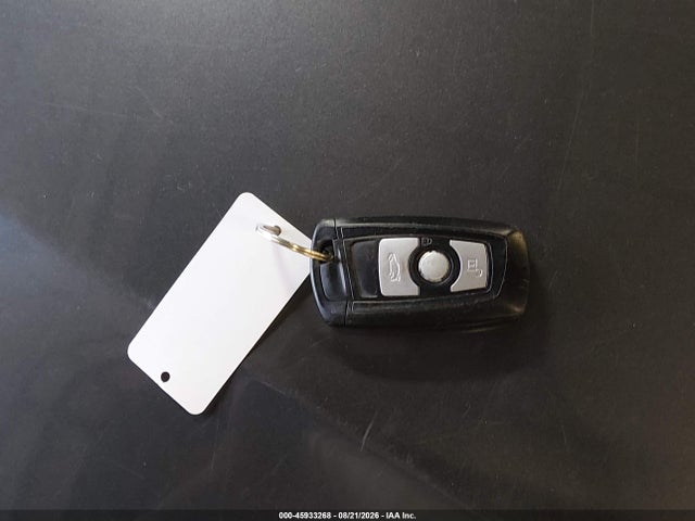 45933268 :رقم المزاد ، WBA3B5C54FF963062 vin ، 2015 Bmw 328i Xdrive مزاد بيع