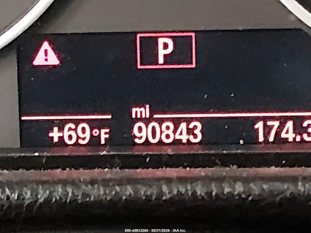 45933268 :رقم المزاد ، WBA3B5C54FF963062 vin ، 2015 Bmw 328i Xdrive مزاد بيع