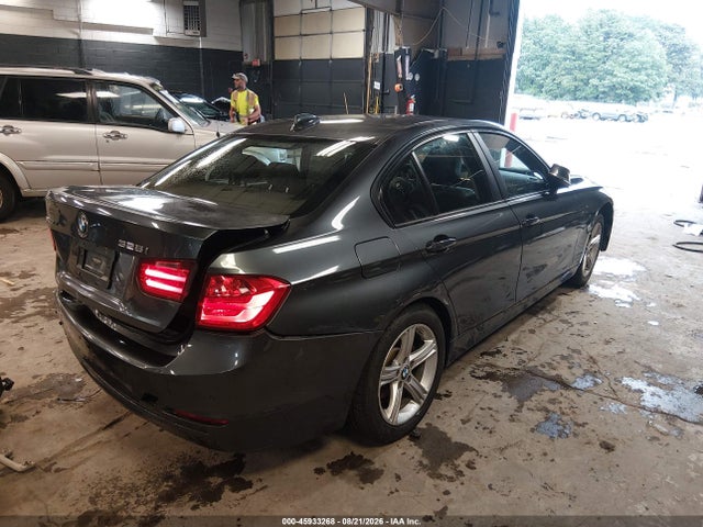 45933268 :رقم المزاد ، WBA3B5C54FF963062 vin ، 2015 Bmw 328i Xdrive مزاد بيع