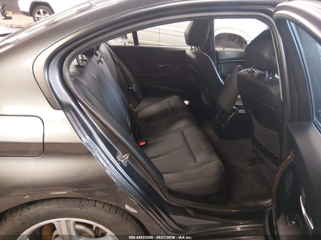 45933268 :رقم المزاد ، WBA3B5C54FF963062 vin ، 2015 Bmw 328i Xdrive مزاد بيع