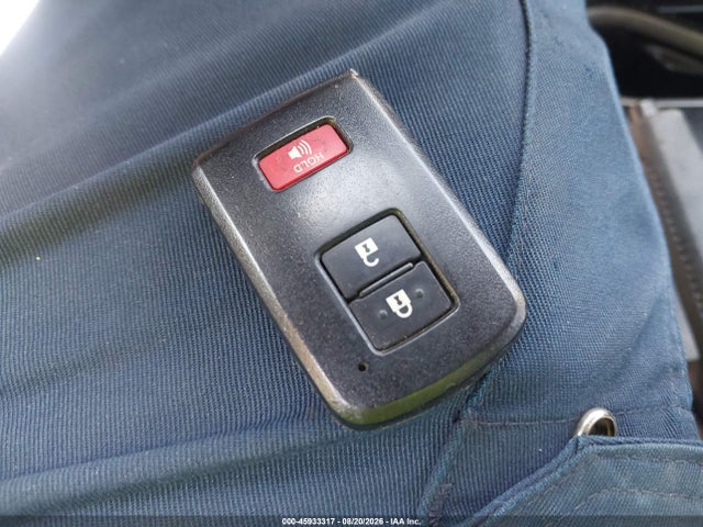 Продаж на аукціоні авто 2018 Toyota Rav4 Hybrid Le, vin: JTMRJREVXJD235867, номер лоту: 45933317
