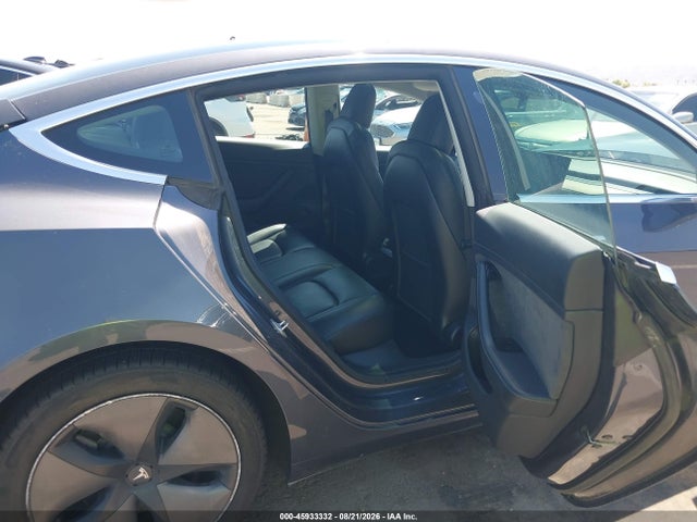 2019 Tesla Model 3 Long Range/mid Range/standard Range/standard Range Plus მანქანა იყიდება აუქციონზე, vin: 5YJ3E1EAXKF400254, აუქციონის ნომერი: 45933332