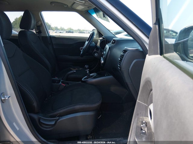 45933338 :رقم المزاد ، KNDJN2A28F7814401 vin ، 2015 Kia Soul مزاد بيع