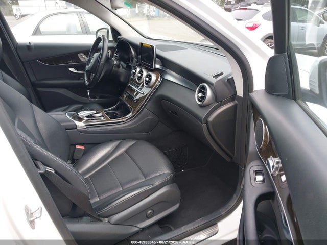 45933345 :رقم المزاد ، WDC0G4JB2GF070667 vin ، 2016 Mercedes-benz Glc 300 مزاد بيع