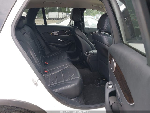 45933345 :رقم المزاد ، WDC0G4JB2GF070667 vin ، 2016 Mercedes-benz Glc 300 مزاد بيع