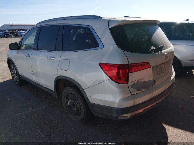 Продажа на аукционе авто 2016 Honda Pilot Touring, vin: 5FNYF5H99GB051395, номер лота: 45933405