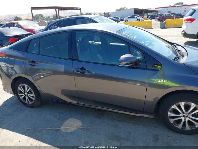 Toyota Prius Prime Premium 2018 JTDKARFPXJ3074864 Image 13
