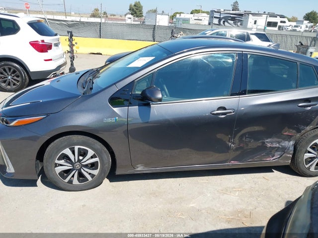 Toyota Prius Prime Premium 2018 JTDKARFPXJ3074864 Image 14