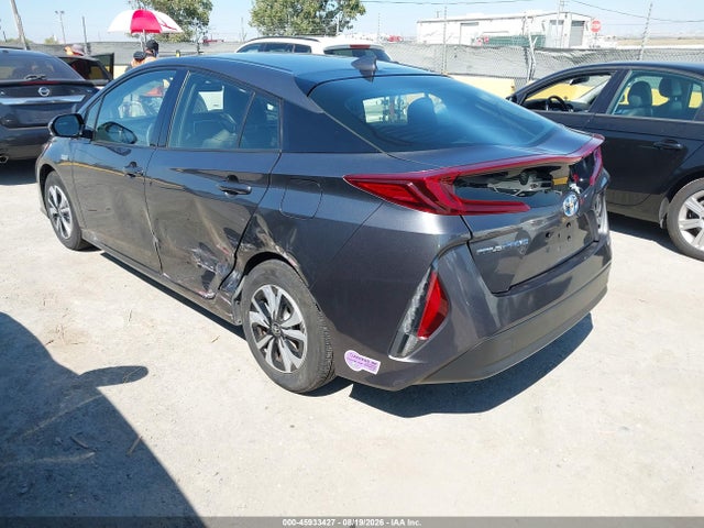Toyota Prius Prime Premium 2018 JTDKARFPXJ3074864 Image 3
