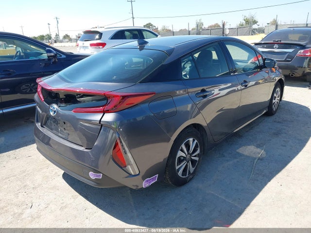 Toyota Prius Prime Premium 2018 JTDKARFPXJ3074864 Image 4