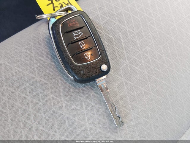 2018 Hyundai Tucson Se მანქანა იყიდება აუქციონზე, vin: KM8J23A45JU670702, აუქციონის ნომერი: 45933454