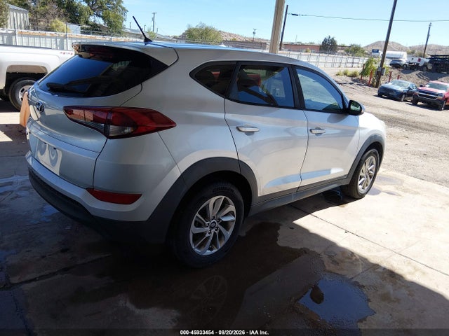 2018 Hyundai Tucson Se მანქანა იყიდება აუქციონზე, vin: KM8J23A45JU670702, აუქციონის ნომერი: 45933454