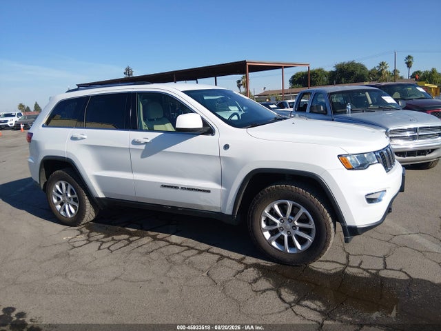 1C4RJFAG2MC742939 Jeep Grand Cherokee Laredo E 4x4