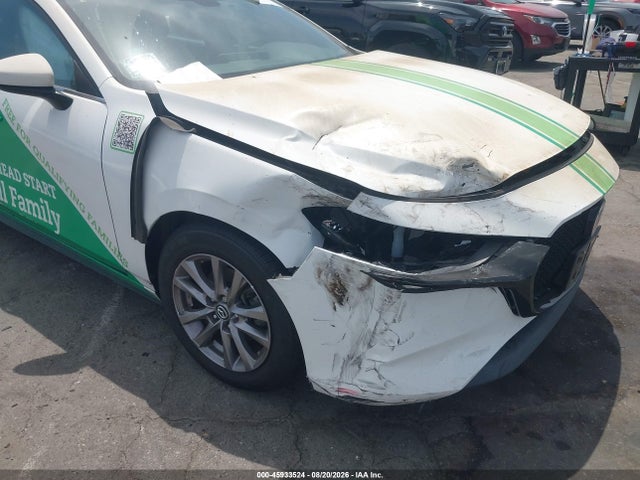 Продаж на аукціоні авто 2022 Mazda Mazda3 2.5 S, vin: JM1BPAJL9N1516104, номер лоту: 45933524