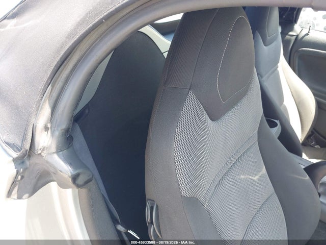 Продажа на аукционе авто 2006 Pontiac Solstice, vin: 1G2MB35B26Y112109, номер лота: 45933588
