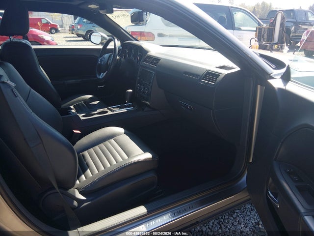 45933652 :رقم المزاد ، 2B3CJ5DT6BH578454 vin ، 2011 Dodge Challenger R/t مزاد بيع