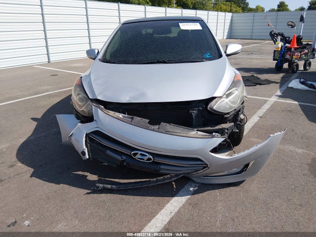 2016 Hyundai Elantra Gt მანქანა იყიდება აუქციონზე, vin: KMHD35LH3GU289686, აუქციონის ნომერი: 45933718