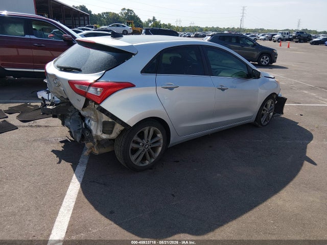 2016 Hyundai Elantra Gt მანქანა იყიდება აუქციონზე, vin: KMHD35LH3GU289686, აუქციონის ნომერი: 45933718