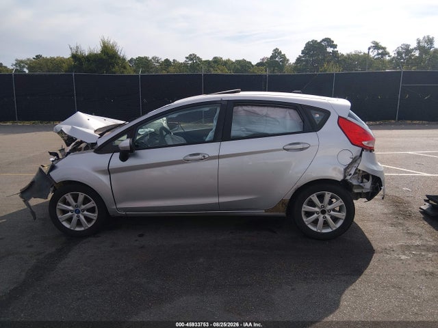45933753 :رقم المزاد ، 3FADP4EJ1CM102341 vin ، 2012 Ford Fiesta Se مزاد بيع