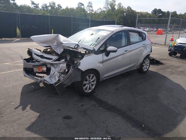 45933753 :رقم المزاد ، 3FADP4EJ1CM102341 vin ، 2012 Ford Fiesta Se مزاد بيع