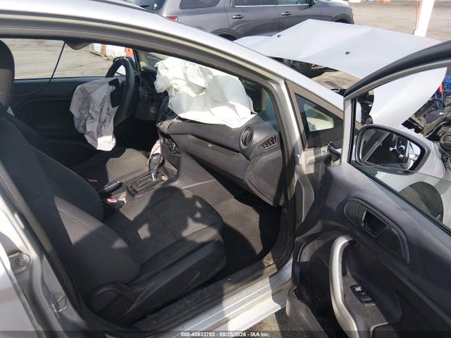 45933753 :رقم المزاد ، 3FADP4EJ1CM102341 vin ، 2012 Ford Fiesta Se مزاد بيع