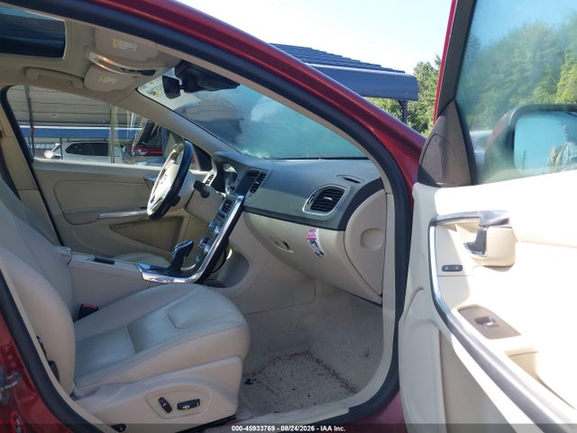 Продаж на аукціоні авто 2015 Volvo S60 T5 Premier, vin: YV1612TK2F1342031, номер лоту: 45933769