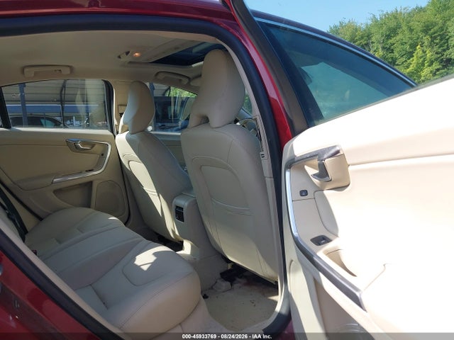 Продаж на аукціоні авто 2015 Volvo S60 T5 Premier, vin: YV1612TK2F1342031, номер лоту: 45933769