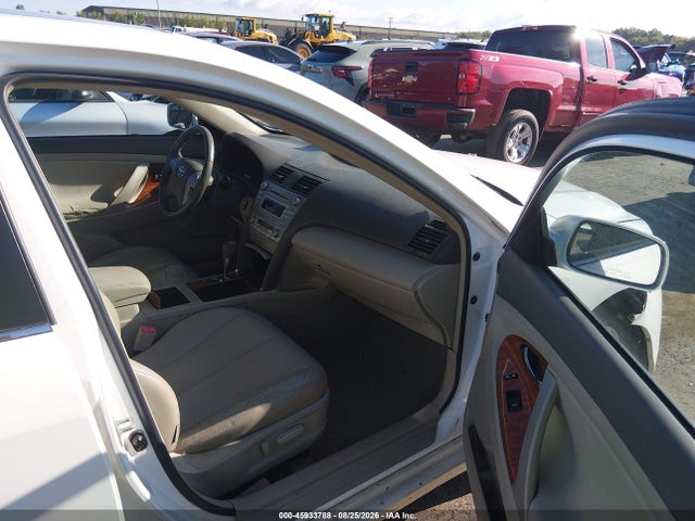 45933788 :رقم المزاد ، 4T1BK3EK2AU609255 vin ، 2010 Toyota Camry Xle V6 مزاد بيع