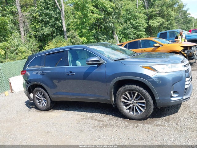 45933798 :رقم المزاد ، 5TDJZRFH1KS971715 vin ، 2019 Toyota Highlander Xle مزاد بيع