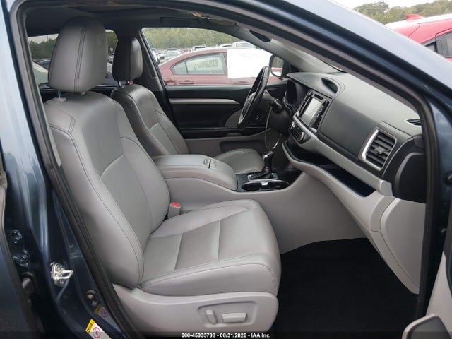 45933798 :رقم المزاد ، 5TDJZRFH1KS971715 vin ، 2019 Toyota Highlander Xle مزاد بيع