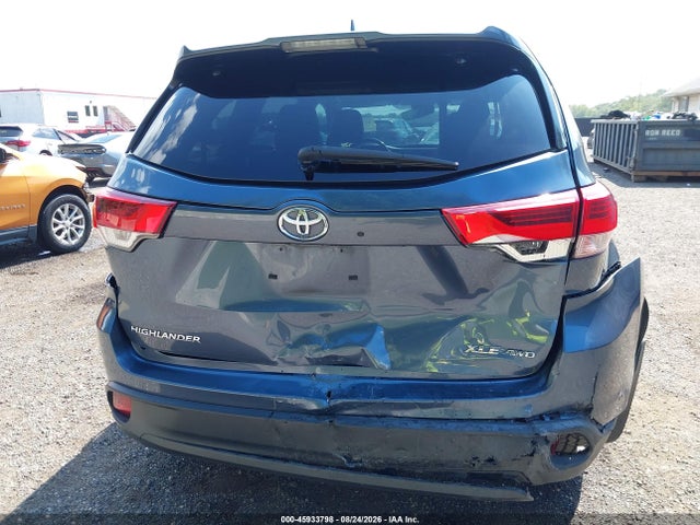 45933798 :رقم المزاد ، 5TDJZRFH1KS971715 vin ، 2019 Toyota Highlander Xle مزاد بيع