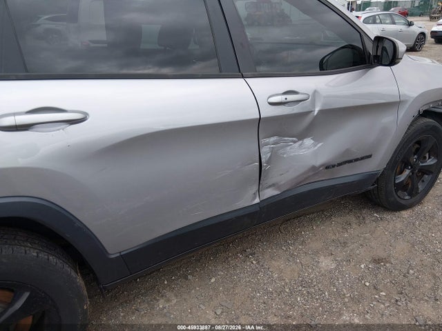 1C4PJMLB5KD417349 Jeep Cherokee Altitude 4x4