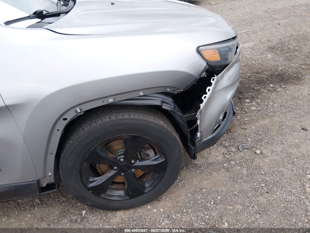 1C4PJMLB5KD417349 Jeep Cherokee Altitude 4x4