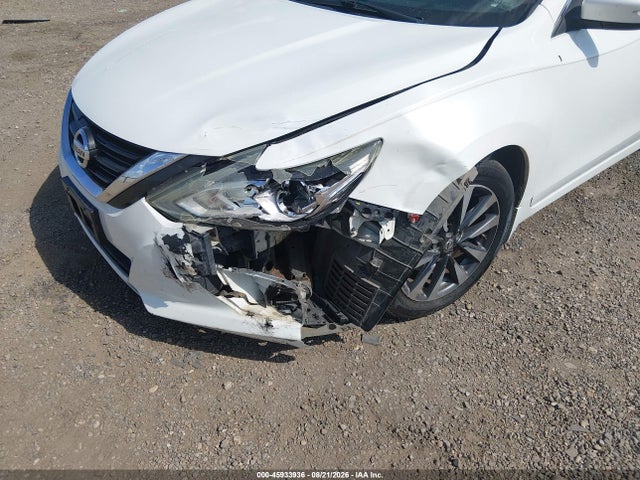 2016 Nissan Altima 2.5 Sl მანქანა იყიდება აუქციონზე, vin: 1N4AL3AP5GC168756, აუქციონის ნომერი: 45933936