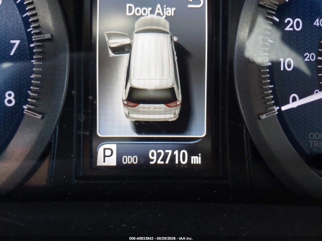 45933942 :رقم المزاد ، 5TDYK3DC6FS644837 vin ، 2015 Toyota Sienna Xle 8 Passenger مزاد بيع