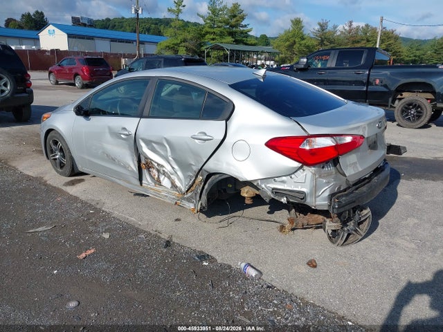Aukcja sprzedaży 2016 Kia Forte Lx, vin: KNAFK4A66G5614415, numer aukcji: 45933951