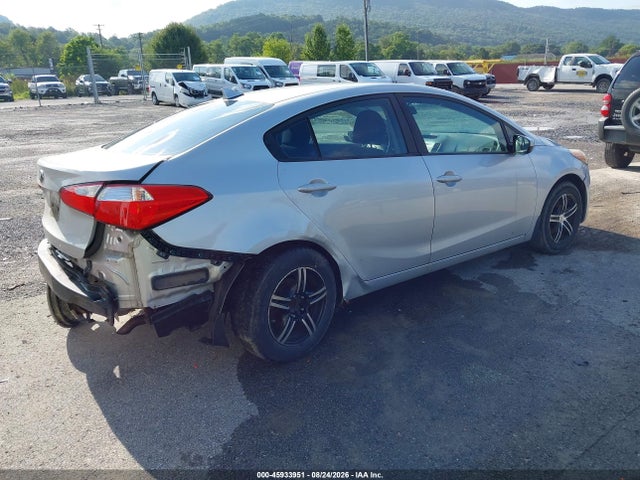 Aukcja sprzedaży 2016 Kia Forte Lx, vin: KNAFK4A66G5614415, numer aukcji: 45933951