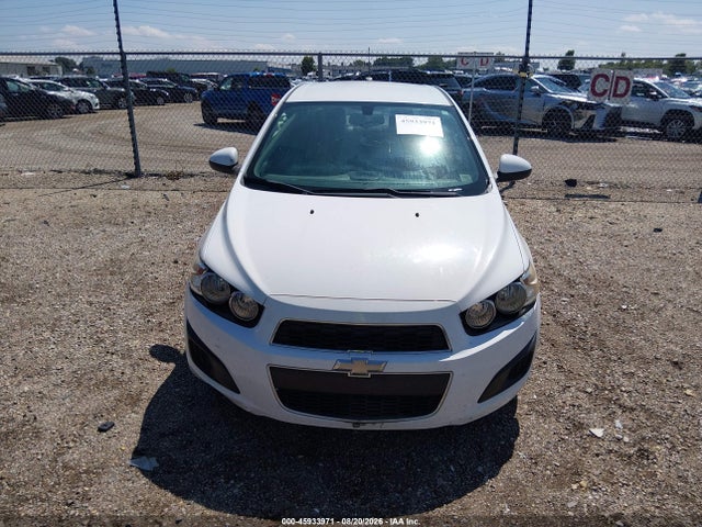 45933971 :رقم المزاد ، 1G1JC5SH8G4172459 vin ، 2016 Chevrolet Sonic Lt Auto مزاد بيع