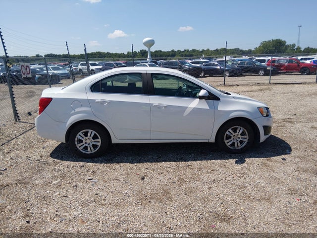 45933971 :رقم المزاد ، 1G1JC5SH8G4172459 vin ، 2016 Chevrolet Sonic Lt Auto مزاد بيع