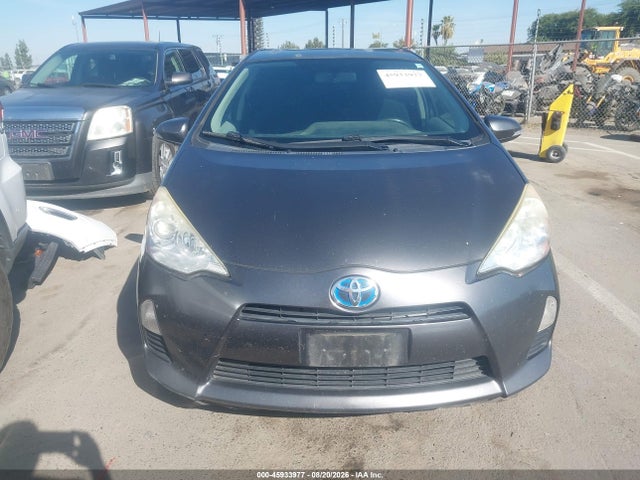 Toyota Prius C Three 2014 JTDKDTB32E1565339 Image 12