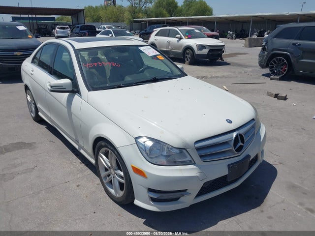 Продажа на аукционе авто 2012 Mercedes-benz C 300 Sport 4matic, vin: WDDGF8BB2CF861083, номер лота: 45933980
