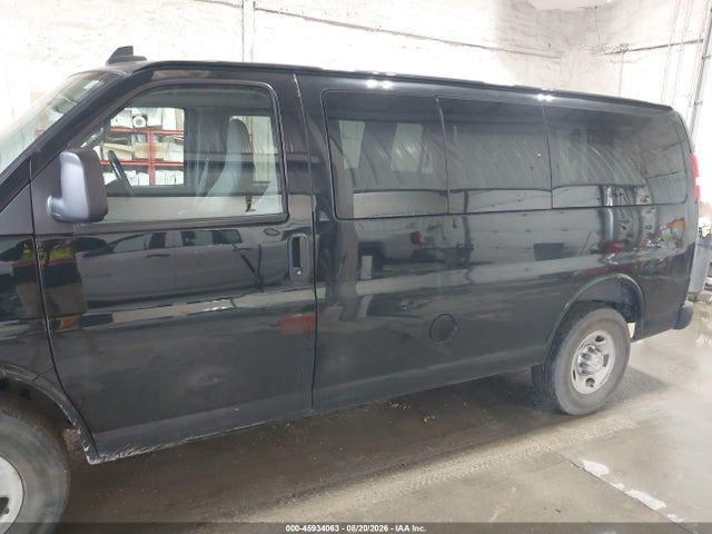 Chevrolet Express 2500 Ls 2017 1GNWGEFGXH1100367 Image 14