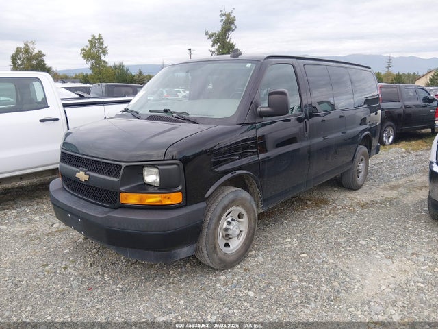 Chevrolet Express 2500 Ls 2017 1GNWGEFGXH1100367 Image 2