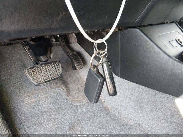 45934064 :رقم المزاد ، JTDKN3DU1F1983525 vin ، 2015 Toyota Prius Three مزاد بيع