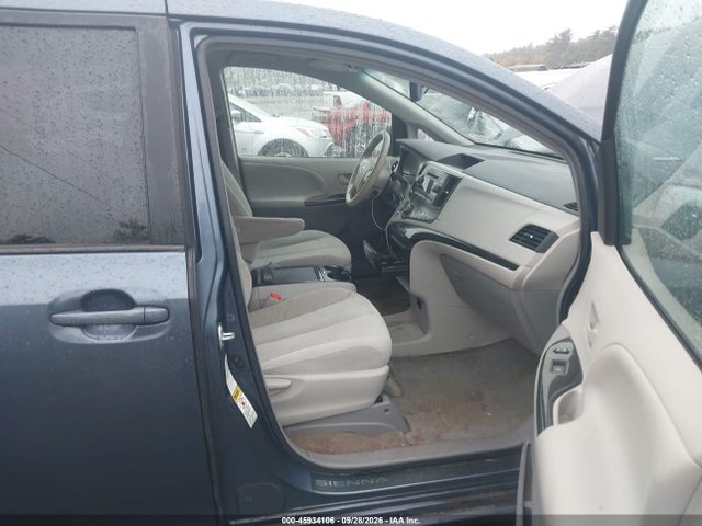 Toyota Sienna Le 7 Passenger 2014 5TDJK3DCXES079041 Image 5